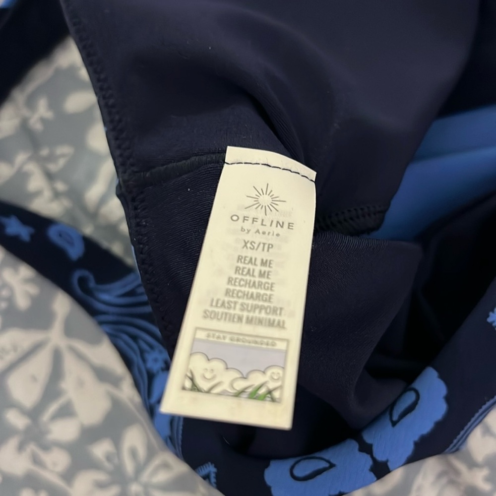 NWT Offline by Aerie removable padding tank top - Picture 4 of 4